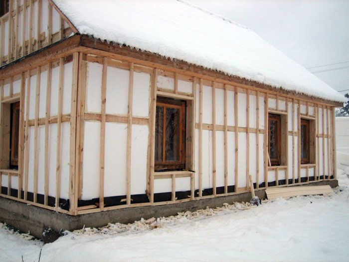 Using foam to insulate a frame house