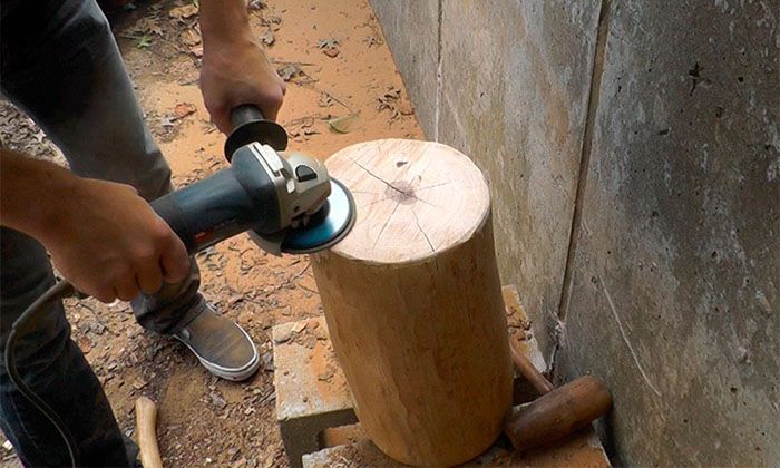 การใช้เครื่องเจียรไฟฟ้าสำหรับการเจียรผลิตภัณฑ์ไม้นั้นค่อนข้างแพร่หลายในหมู่ผู้ใช้ประเภทต่างๆ