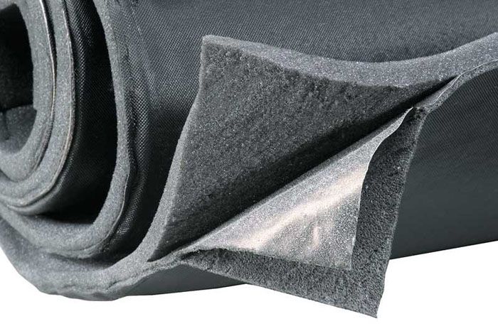 Technical felt with built-in membrane