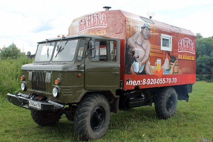 GAZ-66 or shishiga is also an excellent SUV that can be successfully converted into a bathhouse on wheels.