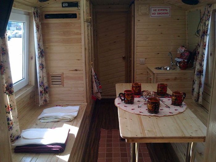 Option of arranging a bath on wheels, made on the basis of the PAZ bus