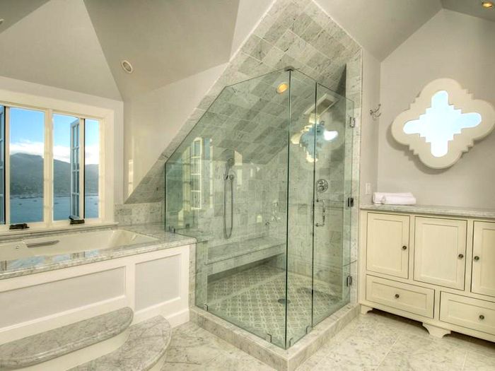 I prodotti di forme geometriche complesse sono difficili da selezionare nella versione di fabbrica, quindi, per risolvere un tale problema, è necessario effettuare un ordine individuale