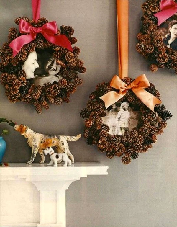 Изобилието от такъв обемен декор не прави рамката твърде масивна