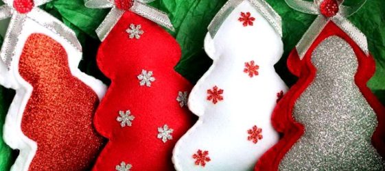 Modelli di Capodanno per giocattoli in feltro