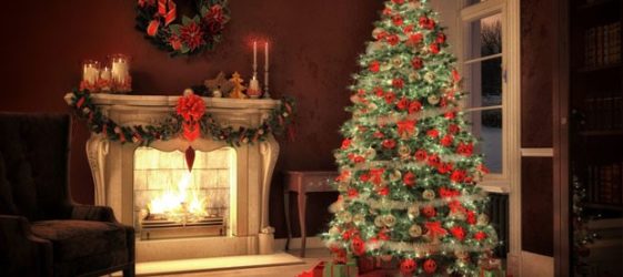 Che bello decorare un albero di Natale a casa per il nuovo anno: foto