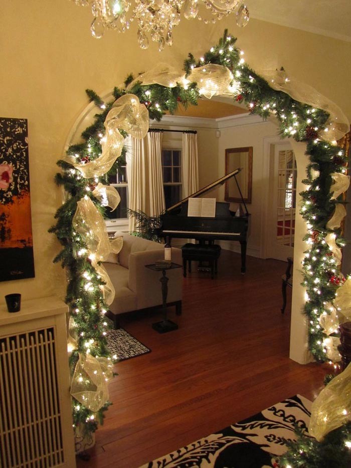 The entrance to the hall will be a special invitation to the festive mood