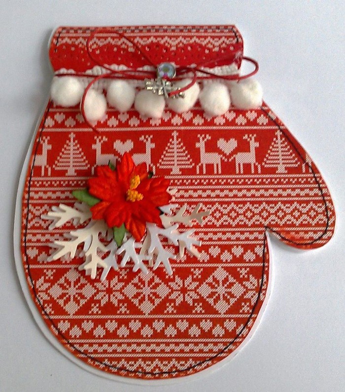 The mitten will work for a beginner. If you have a sewing machine, it is better to use its capabilities in the form of product firmware