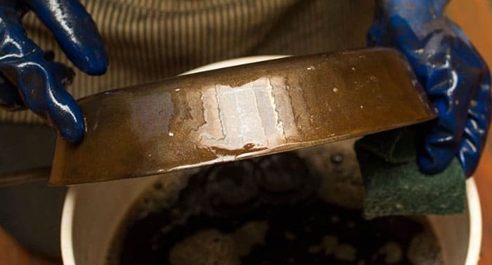 เพื่อให้ได้องค์ประกอบการทำงานคุณต้องใช้สาร 500 กรัมและน้ำ 5 ลิตร