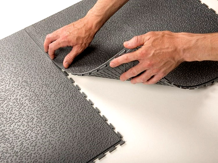 กระเบื้อง PVC อุตสาหกรรมสำหรับการติดตั้งแบบไม่ต้องใช้กาวพร้อมตัวล็อคแบบซ่อน