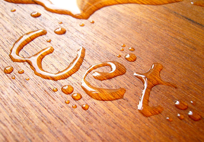 ความทนทานต่อความชื้นของพื้นกระเบื้องพีวีซีมีตั้งแต่แบบกันน้ำจนถึงปิดสนิท