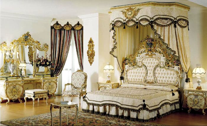 The canopy over the bed does honor to the baroque bedroom. All furniture should be in harmony with each other. If the room has a small window, it is draped on one side with vertical folds.