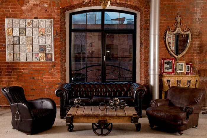 Комплектът мебели може да изглежда много луксозно, с характерни нетривиални елементи от семпъл декор. Това са неясни, но естествени цветове, не наперен, а благороден