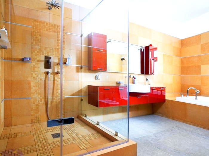 ชุดหูฟังดั้งเดิมจะกลายเป็นจุดยุทธศาสตร์ที่สำคัญของห้องเพราะสามารถใส่ได้ทุกอย่างที่คุณต้องการ หากต้องการคุณสามารถใช้พื้นที่ใต้ขอบทางได้