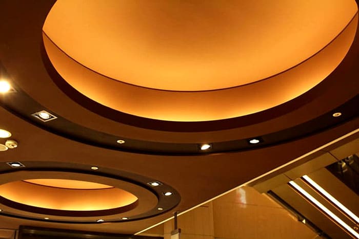 Стилен, красив, оригинален Стилен, красив, оригинален