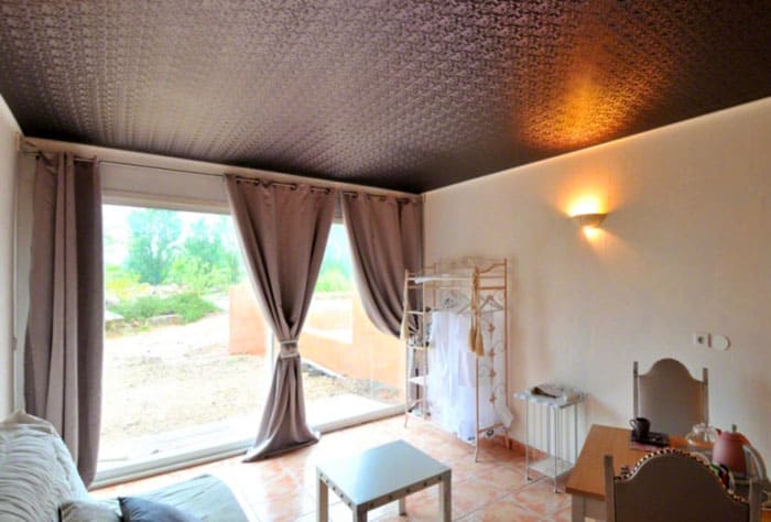 Такова релефно усещане може да се усети дори с очите ви. Такова релефно усещане може да се усети дори с очите ви.