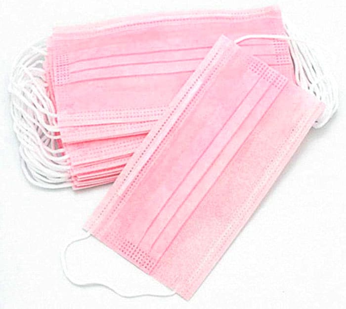 Este es equipo, desde fundas para zapatos hasta sombreros.