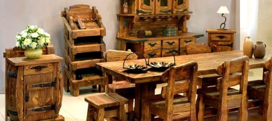 Επιπλα αντίκες