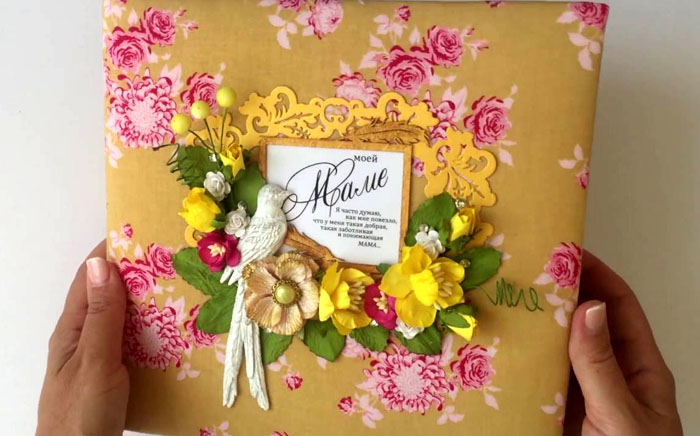 O herói da ocasião é indicado na capa