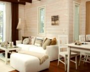 Φινίρισμα μέσα σε ένα ξύλινο σπίτι: φωτογραφία