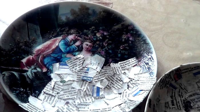 Hier ist ein Beispiel für das Überlagern von Papierresten.