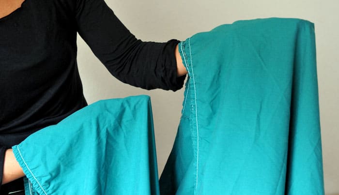 FOTOĞRAF: stroy-podskazka.ru Elastik bantlı bir tabaka ılık suda yıkanmalıdır. Yüksek sıcaklıklarda elastik malzeme basitçe gerilir