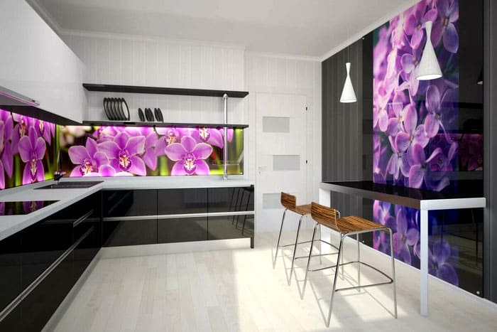 The hostesses will appreciate it, at first glance, this is a slight improvement