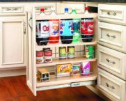 Pemegang botol untuk dapur