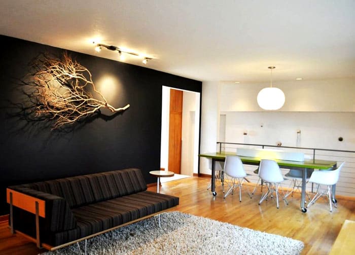 Um ramo de formato interessante assumirá novos contornos se você conseguir encontrar o ângulo correto de iluminação