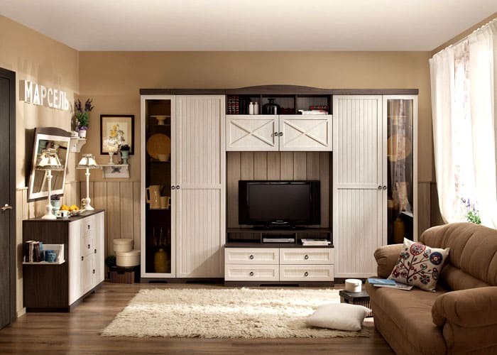 Paese o Provenza. Mobili speciali possono essere trovati per ogni stile