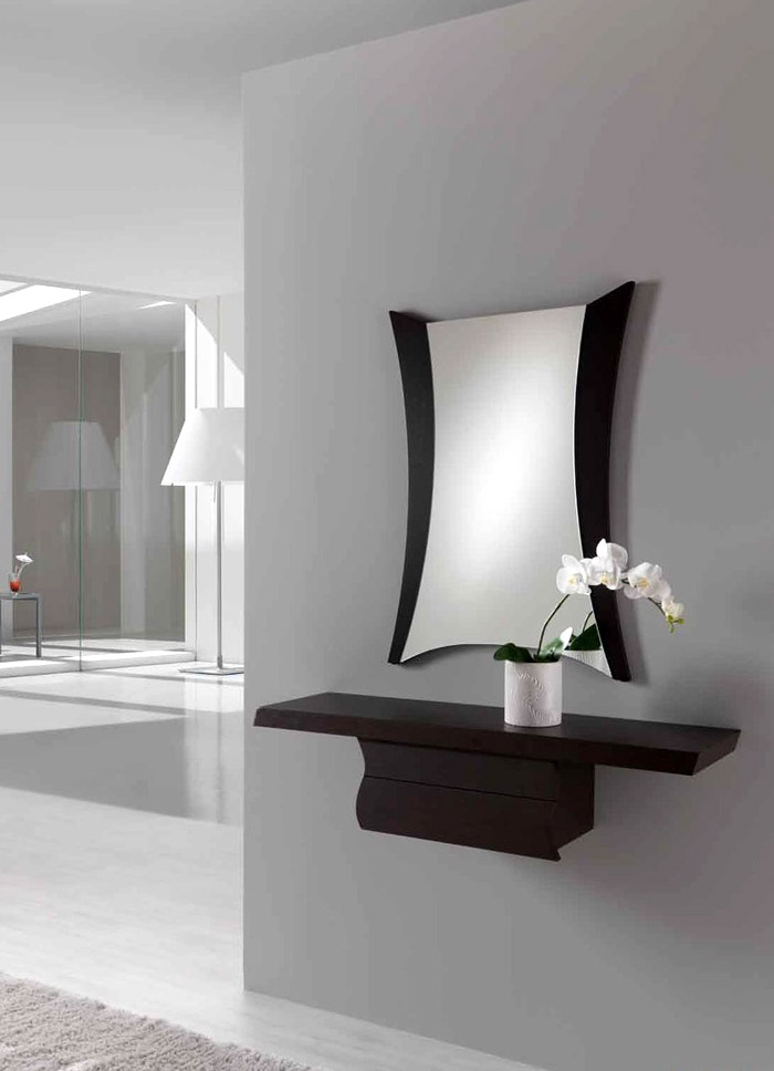 Конзолите могат да бъдат монтирани на стена