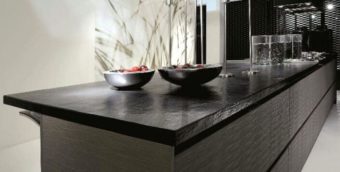 Externally, the countertops can resemble samples of natural materials, have a pattern, as well as matte, glossy and embossed designs