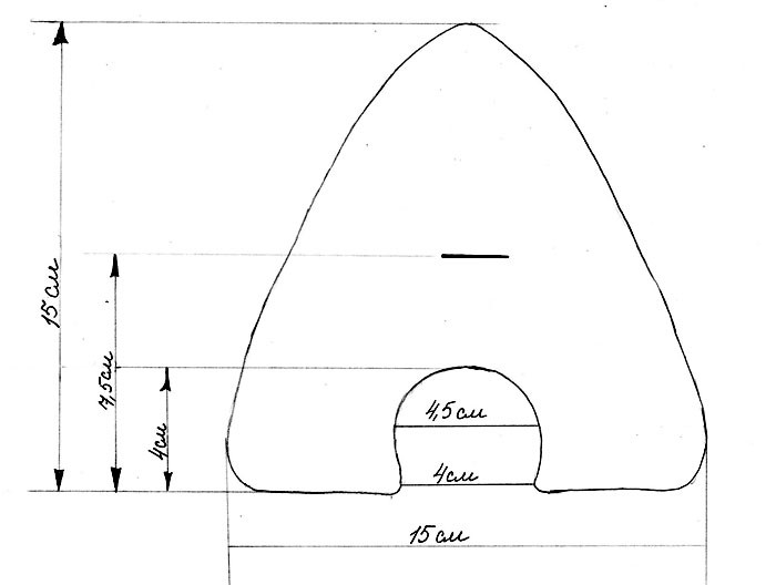 Коледната украса на шапката е подходяща за зимни празници