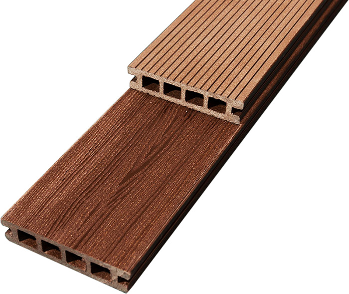 Gladde en gegroefde terrasplanken