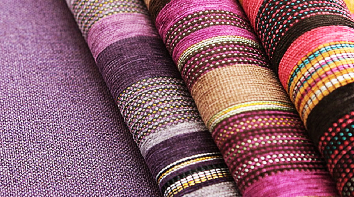 Шенил има богата цветова палитра, колекциите обикновено са солидни