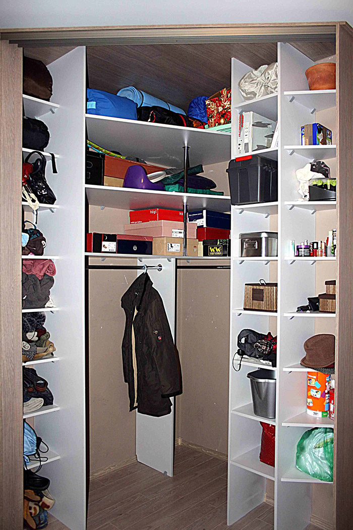 Bei der Planung solcher Änderungen berechnen sie sofort, wo sich die Steckdosen befinden, wie die vergrößerte Fläche verwendet wird und wo der Spiegel aufgehängt werden muss