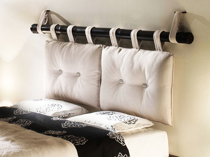 Предимството на тази табла е, че калъфките за възглавници се перат лесно. Ако сте уморени от цветовете, просто го сменете с друг