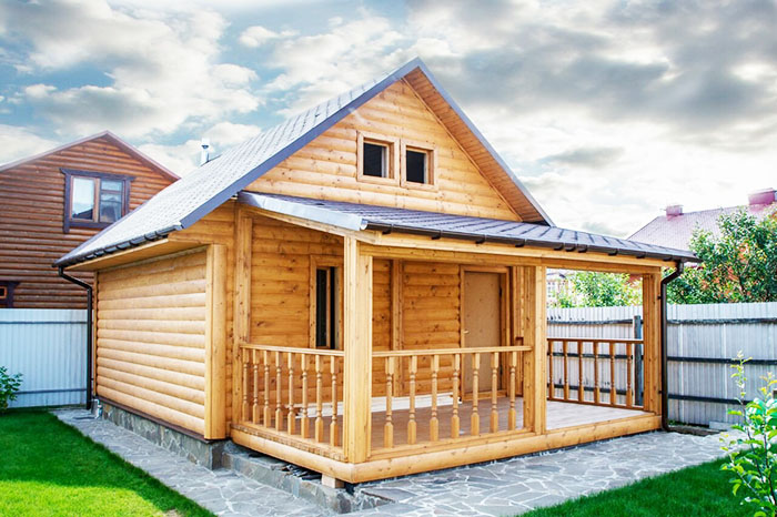 Das Projekt ist am bequemsten und für den Sommer und Winter geeignet