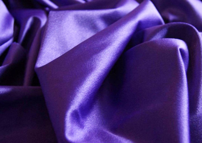 Гладка материя за официално облекло