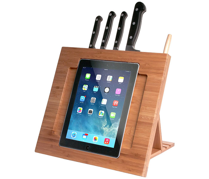 Тази стойка е подходяща за гледане на видео или филм на таблет, докато готвите.